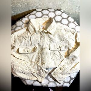 Corduroy American Eagle Button-Up Shirt Cream with front pockets, great buttons